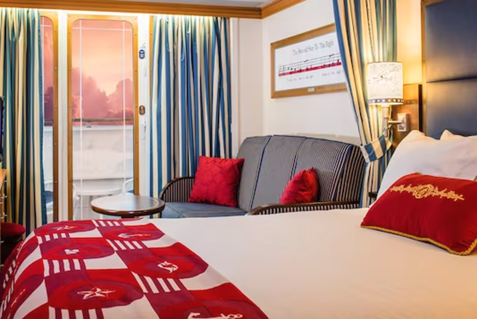 Deluxe Oceanview Stateroom with Verandah