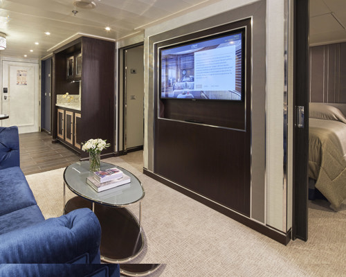 Regent Seven Seas Cruises Seven Seas Splendor Penthouse Suite.jpg