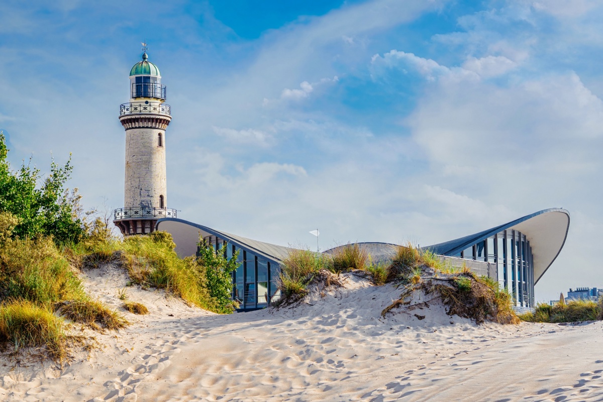 Shutterstock 1958046865 Warnemünde Germany