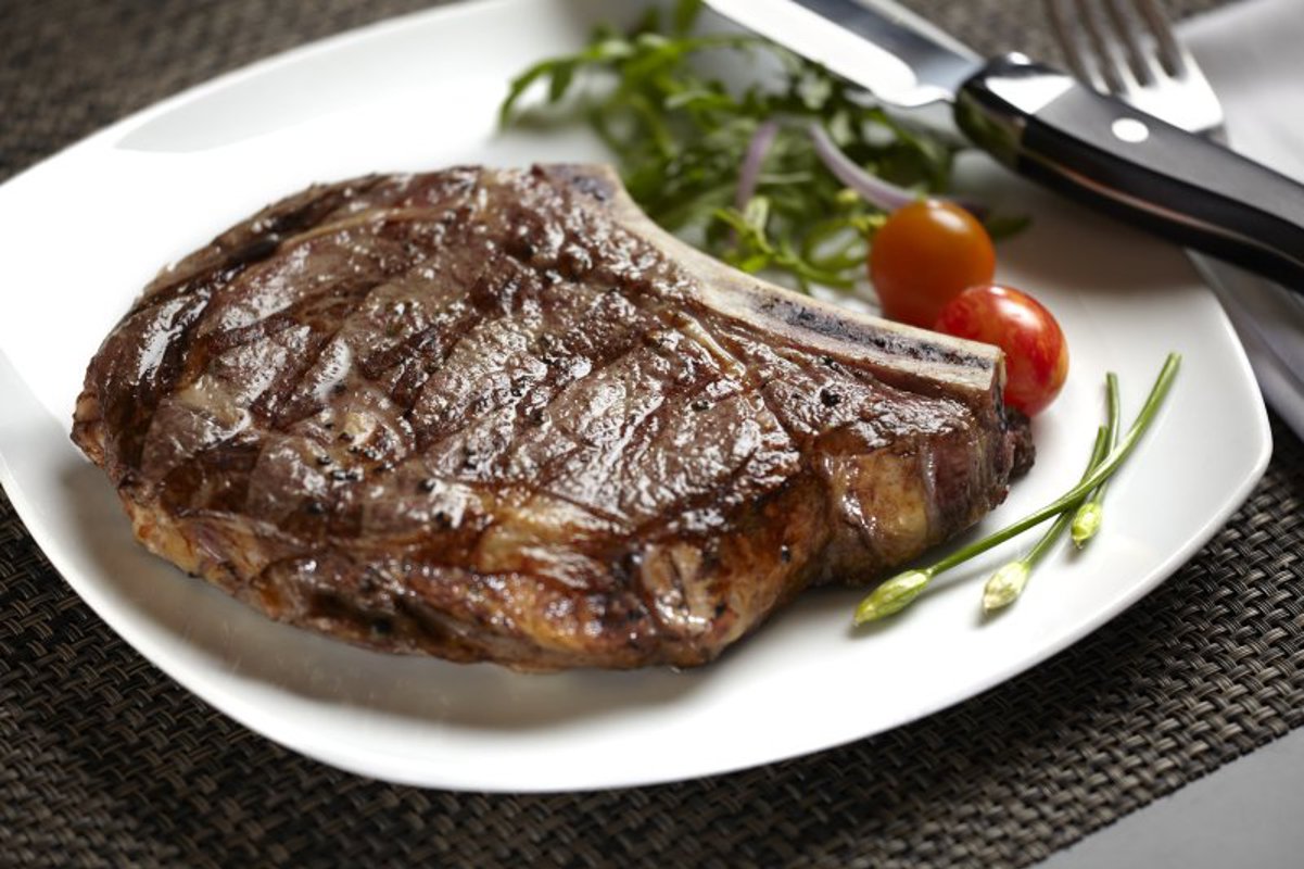 NCL Food Cagneys Rib Eye.jpeg