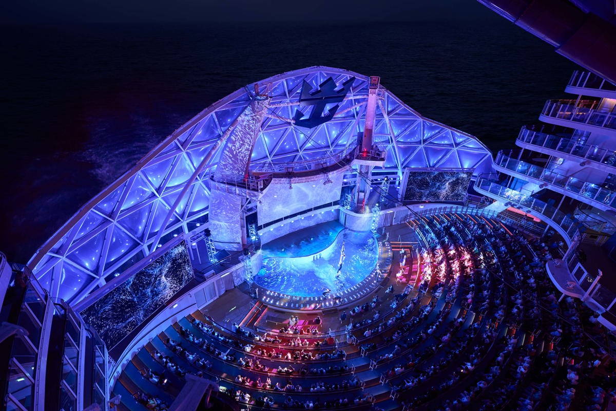 RCI Utopia Aquatheater.jpg.JPG