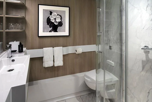 Deluxe Porthole View with Veranda