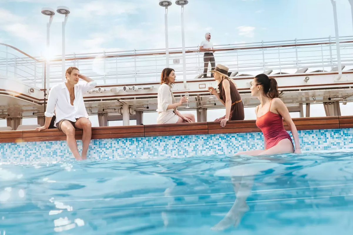Silversea SILVER DAWN Pool .png