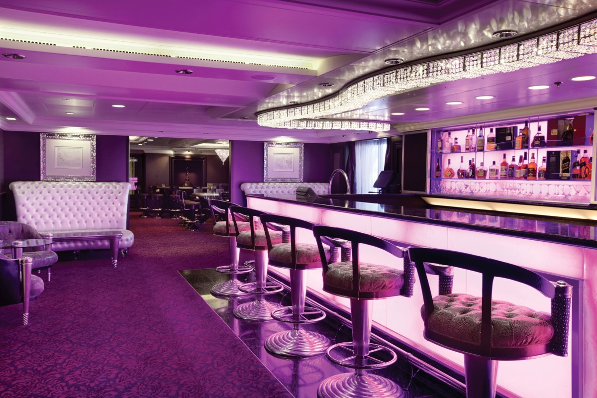 Oceania Marina - Casino Bar 1.jpg