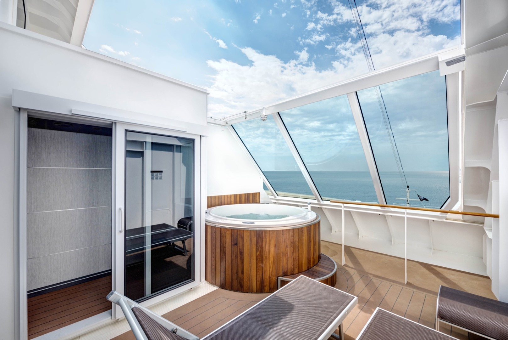 MSC Yacht Club Duplex Suite with Whirlpool