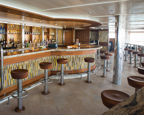 Princess Cruises Grand Class mermaids tail pool bar.jpg