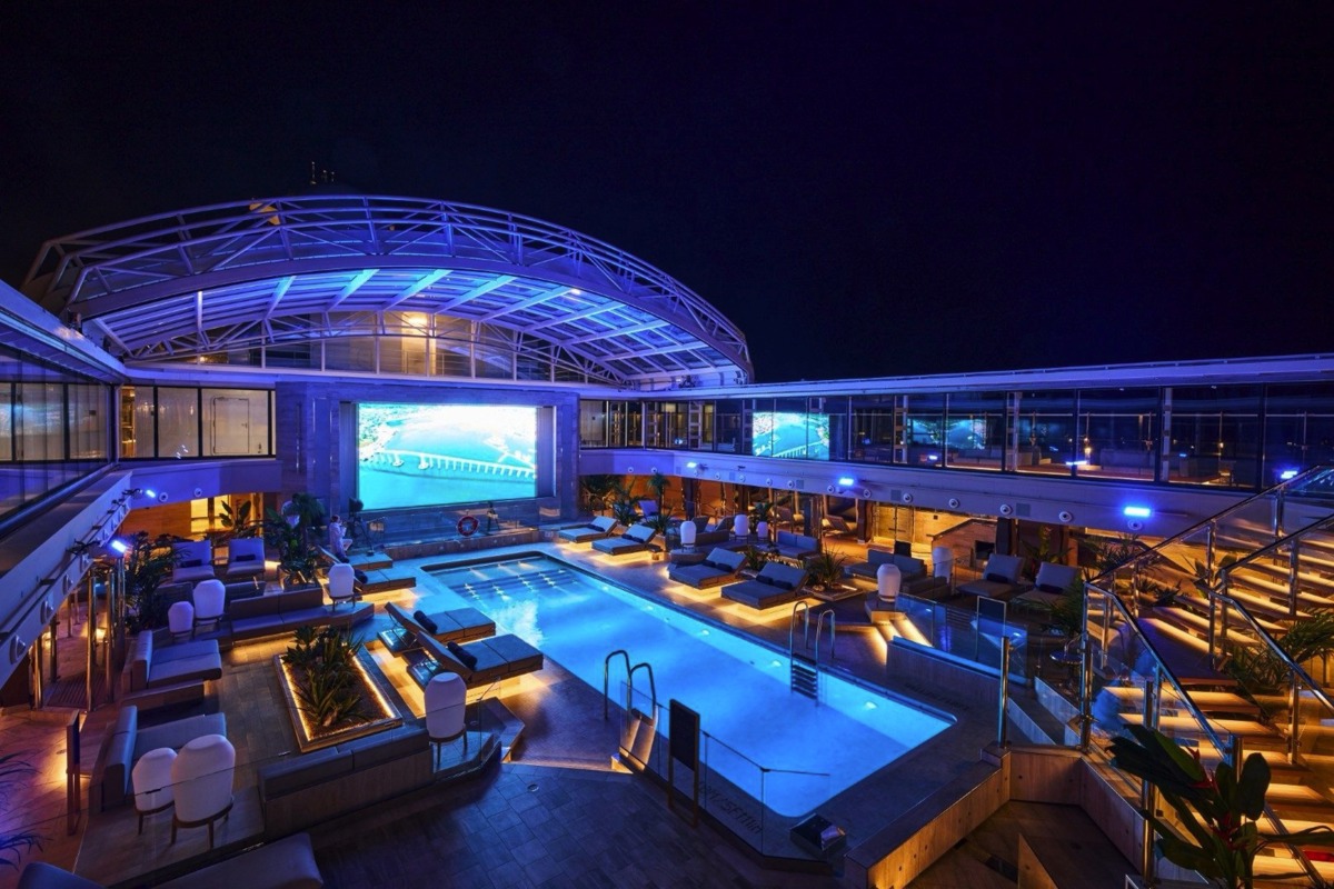 Explora Journeys Explora Iii The Conservatory Pool & Bar 9