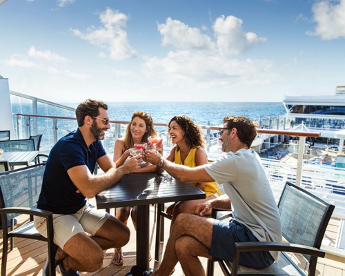 NCL Norwegian Star Sky High Bar 2.jpeg