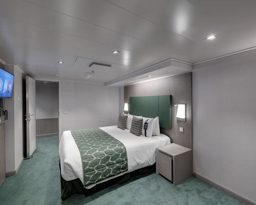 MSC Cruises MSC Seaview Accommodation Grand Suite 2.jpg