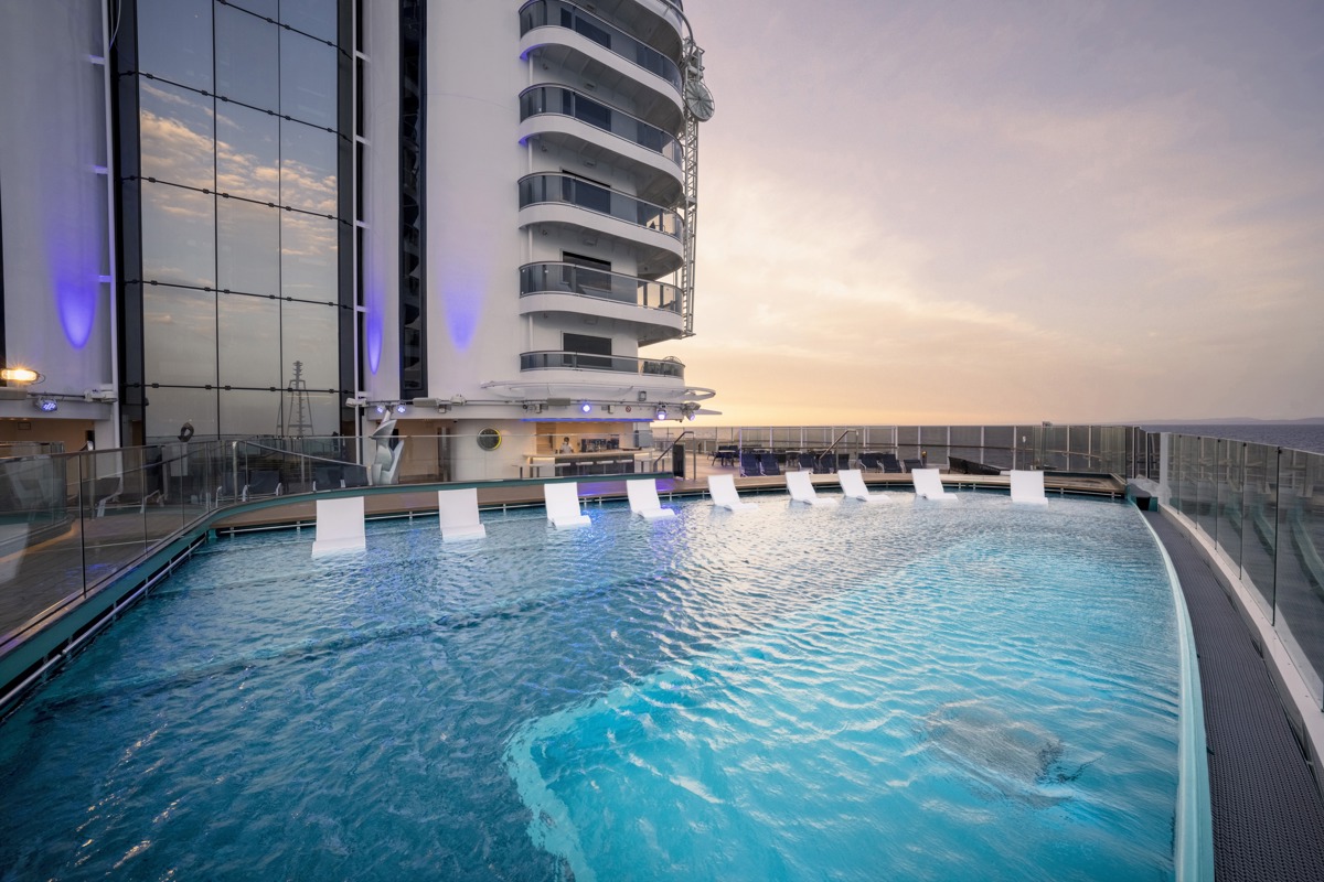 MSC Cruises MSC Seashore Infinity Pool 4.jpg
