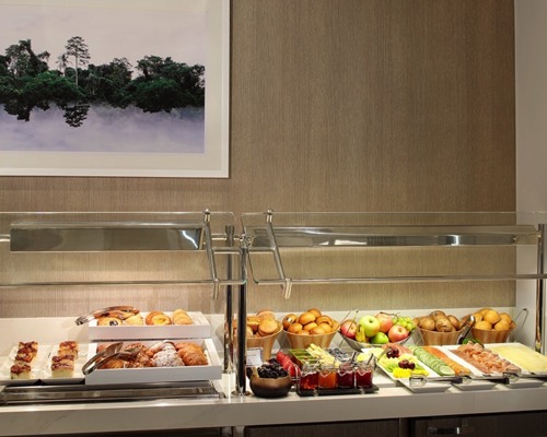 Celebrity Cruises The Retreat Lounge 9.jpg