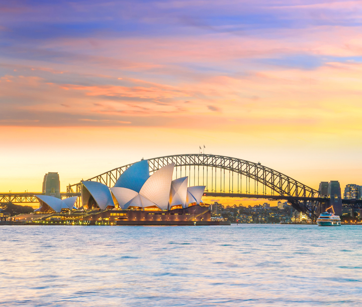 5* Sydney Sails, Great Barrier Reef & Singapore Skyline