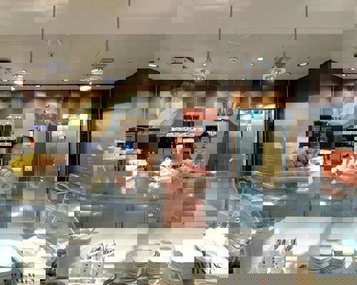 P&O Cruises Arcadia Interior Cafe Vivo.jpg