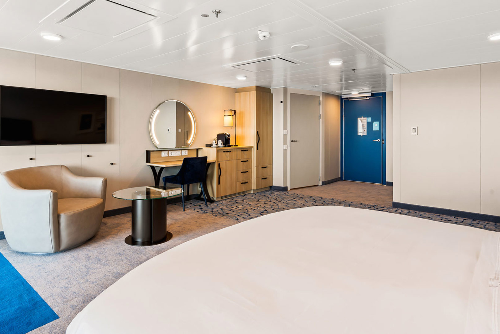 Junior Suite with Balcony