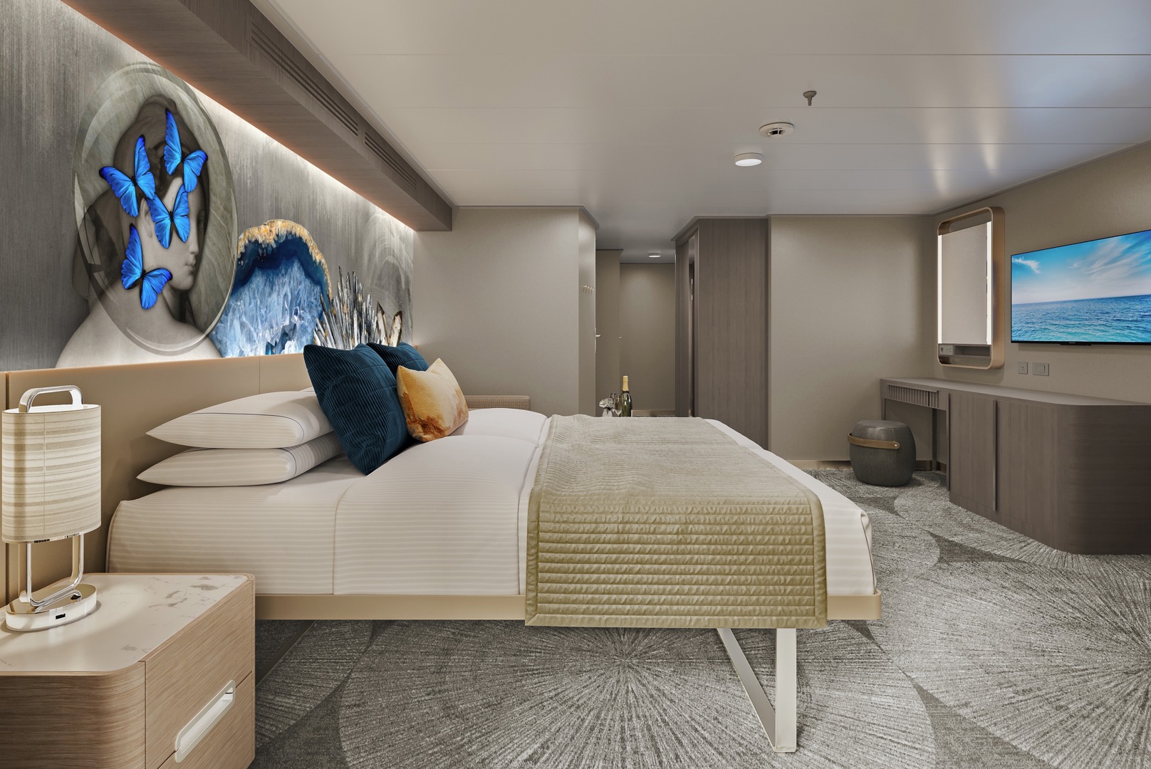 Forward-Facing Club Balcony Suite with Large Balcony