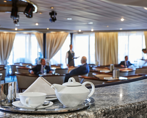 Silversea Cruises - Silver Cloud - Panorama Lounge 2.jpg
