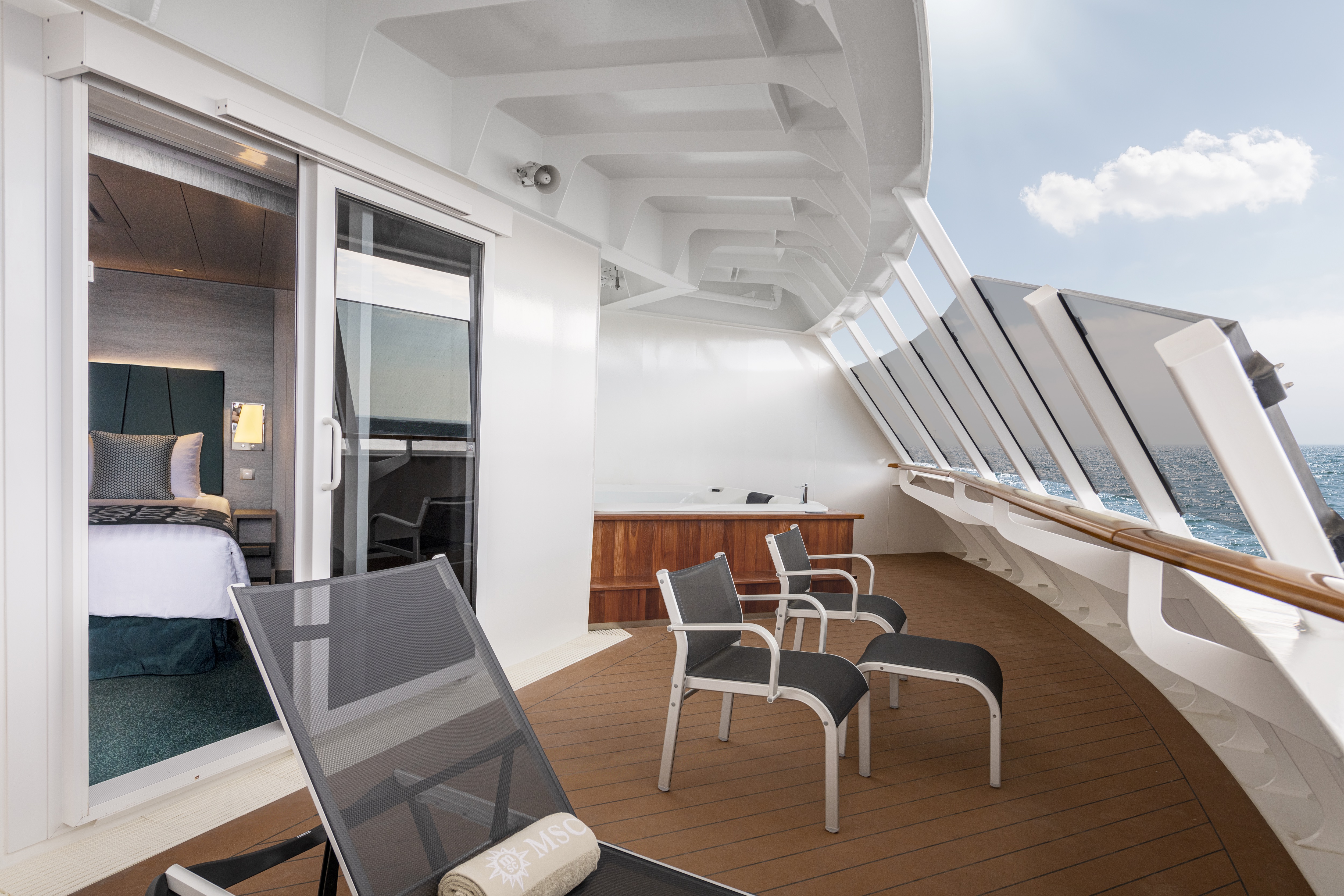 Grand Suite Aurea with Terrace and Whirlpool