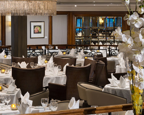 Azamara Cruises Discoveries Restaurant.jpg