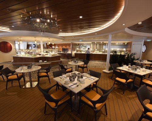 Royal Caribbean International Quantum of the Seas Interior Solarium Bistro 3.jpg