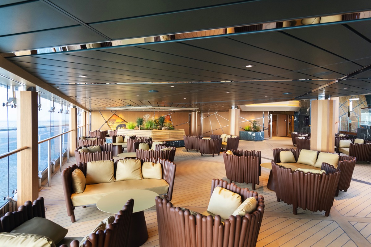 MSC Cruises MSC Grandiosa Safari Bar 2.jpg