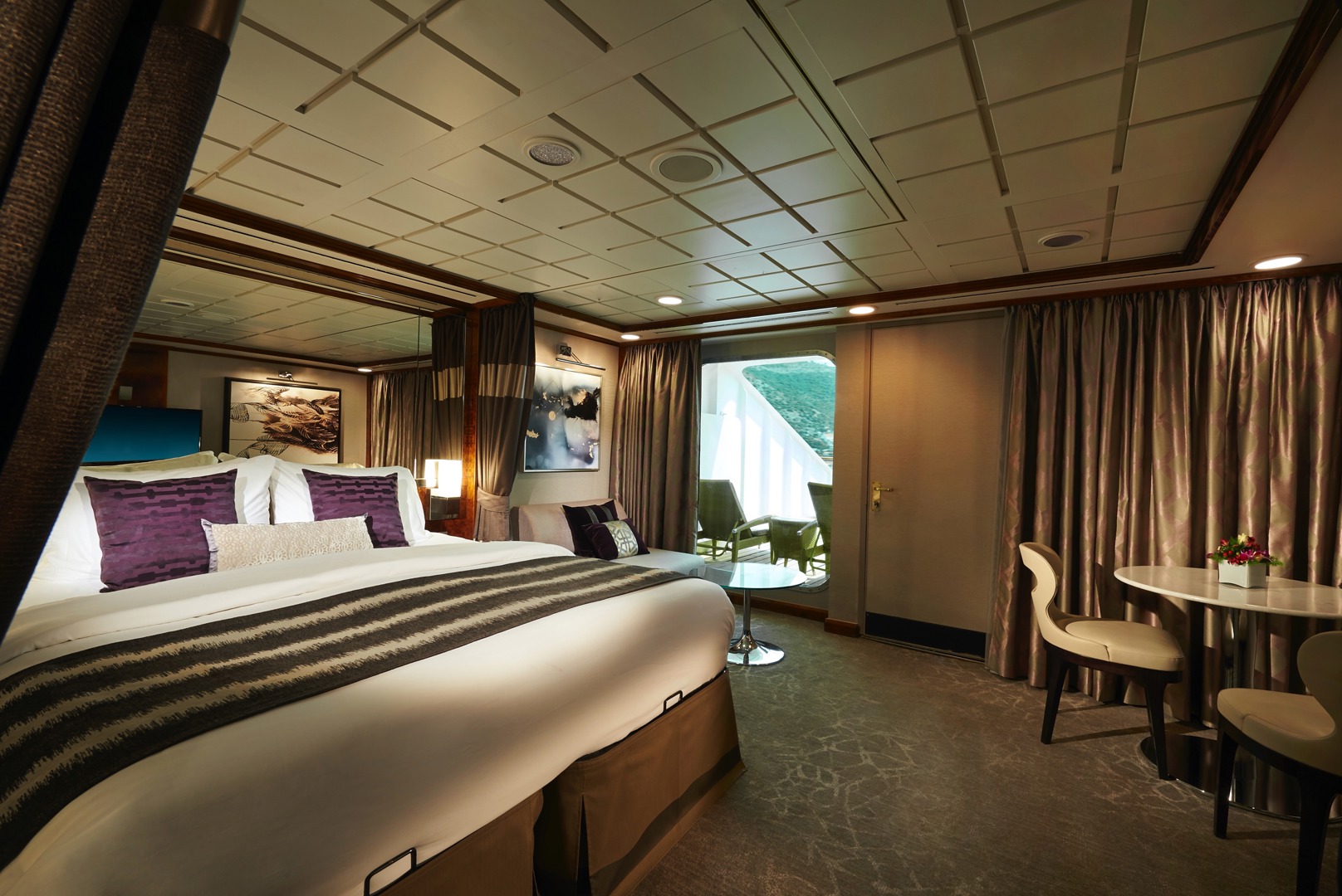 Forward-Facing Deluxe Penthouse with Large Balcony