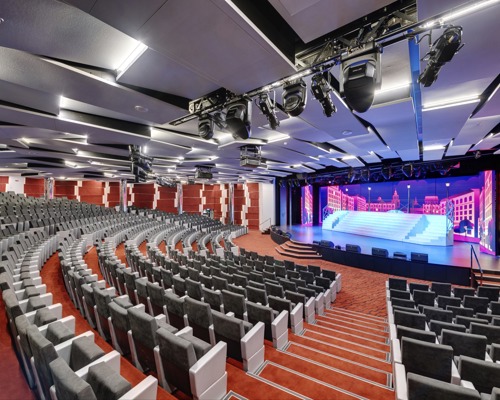 MSC Cruises MSC Seaview Theatre 2.jpg