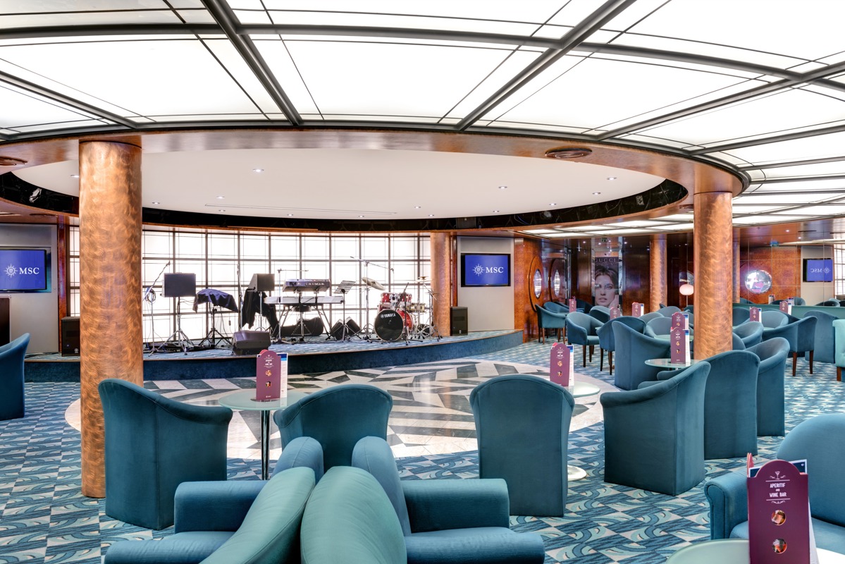 MSC Cruises MSC Sinfonia Ambassador Manhattan Bar 3.jpg