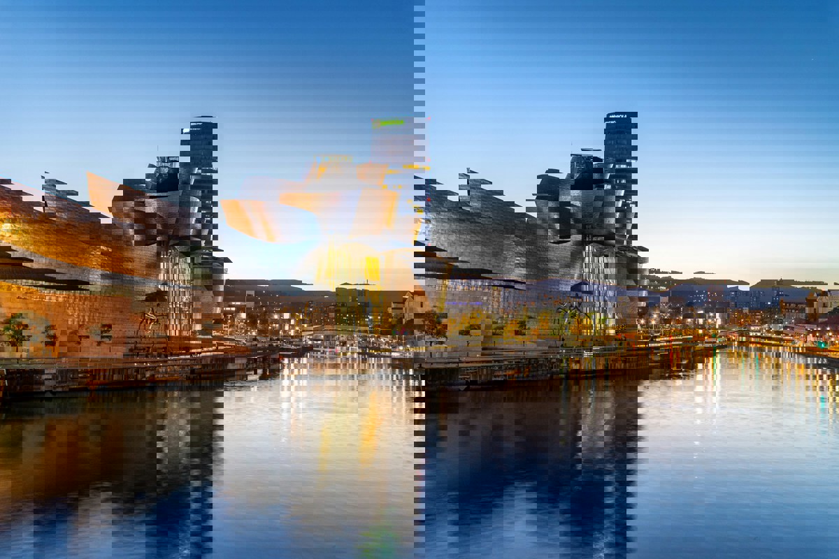 Guggenheim Museum Bilbao Spain (3)