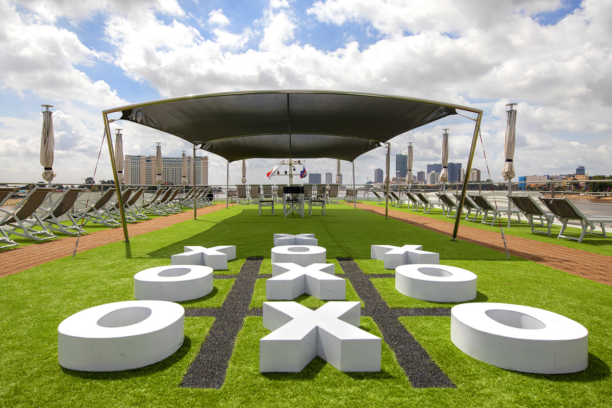 Emerald Waterways - Emerald Harmony - Sun Deck _17_.jpg