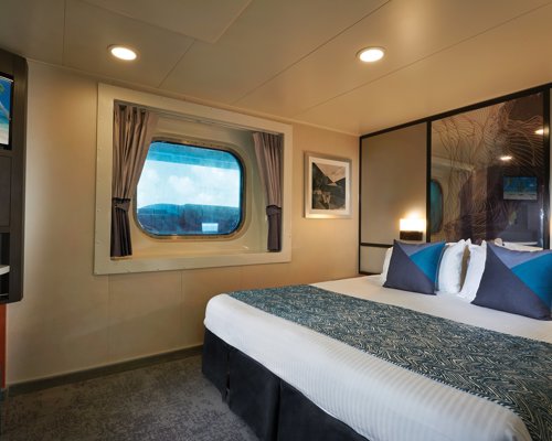 NCL Norwegian Pearl Obstructed Oceanview.jpeg