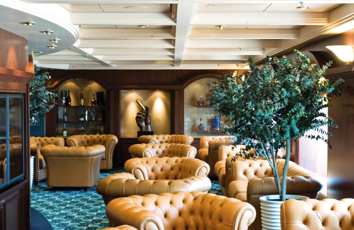 MSC Musica Class havana club 3.jpg