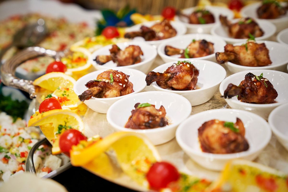 Princess Cruises Horizon Court3.jpg