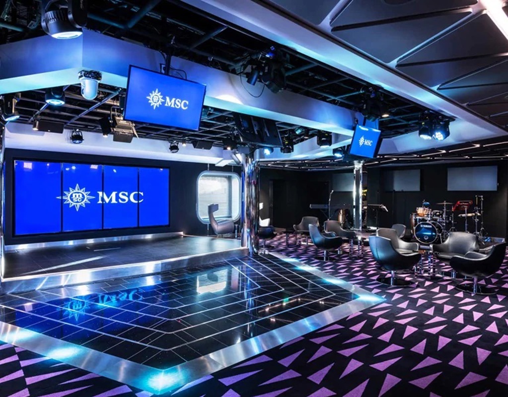 MSC Cruises MSC Bellissima TV Studio & Bar.jpg