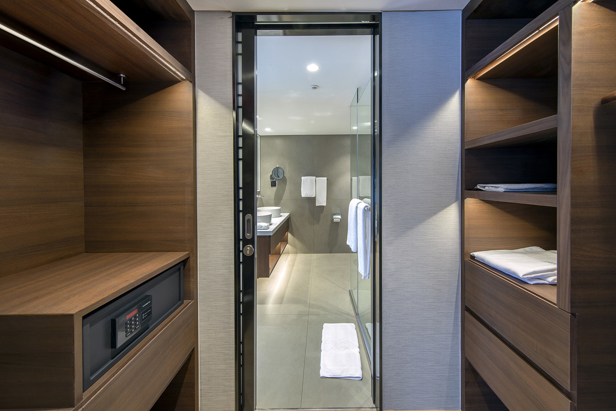 Emerald Waterways - Emerald Harmony - Owners One-Bed Suite _4_.jpg