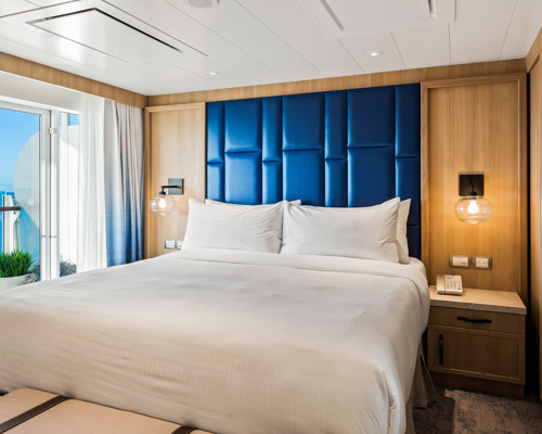 RCI Wonder of the Seas Spacious AquaTheater Suite Large Balcony 2 Bedrooms 2.jpeg