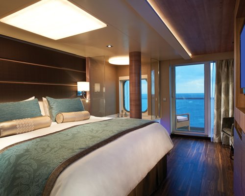 NCL Norwegian Escape The Haven Spa Suite with Balcony.jpeg