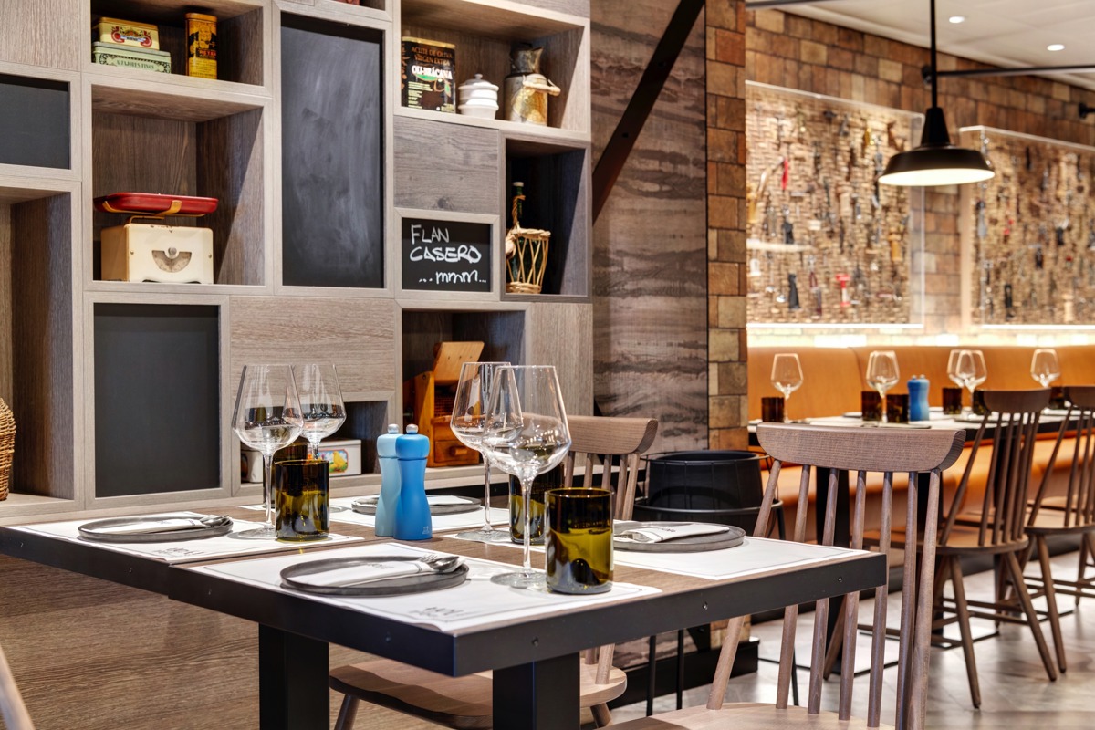 MSC Cruises MSC Grandiosa HOLA! Tapas Bar by Ramón Freixa 2.jpg