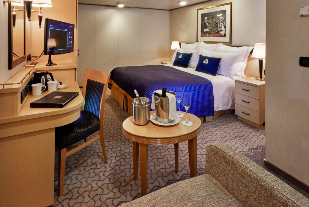 Deluxe Inside Stateroom