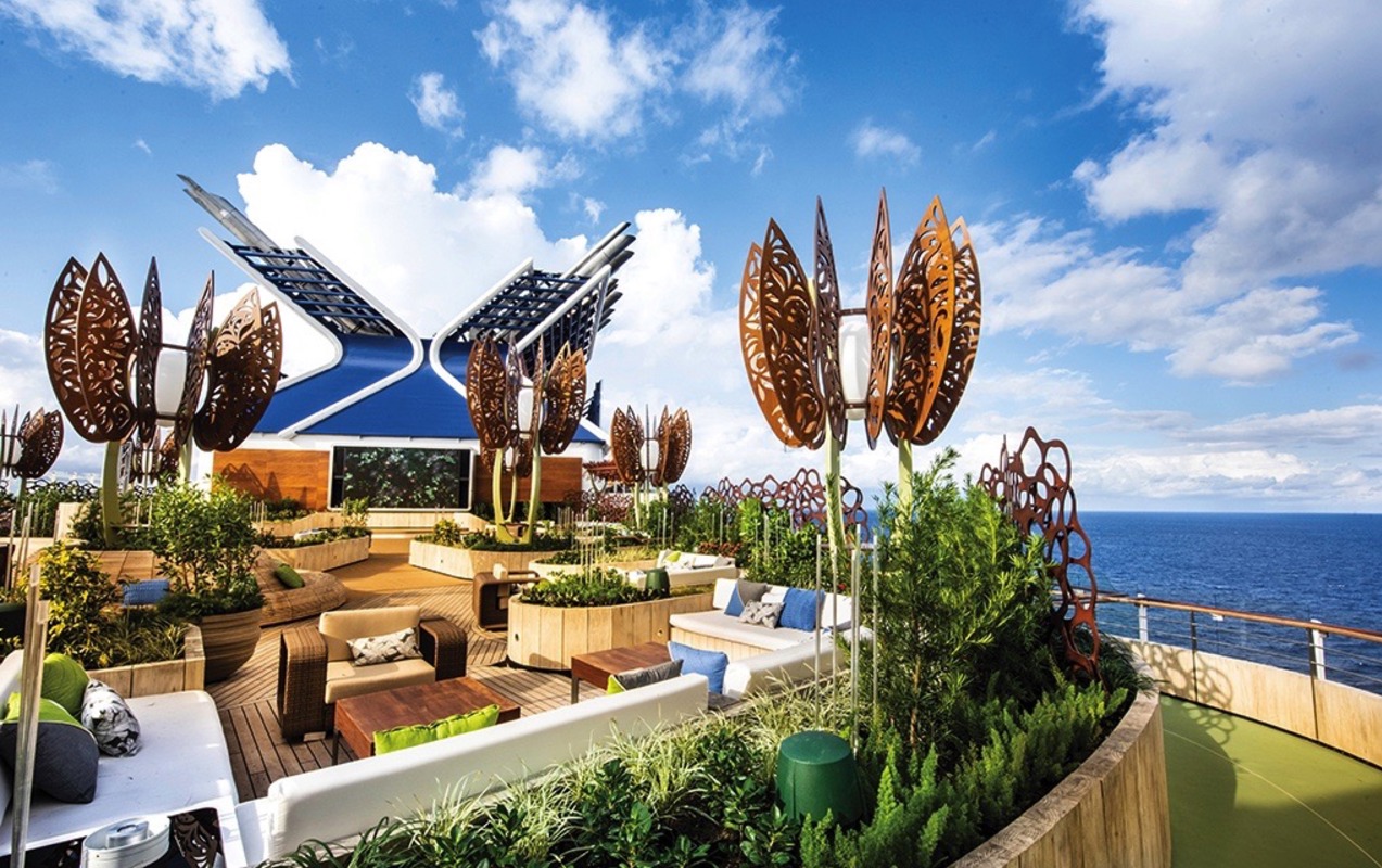 Celebrity Cruises Rooftop Garden 3.jpg