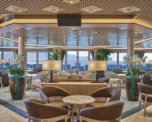 SilverSea Cruises Silver Moon Panorama 2.jpg