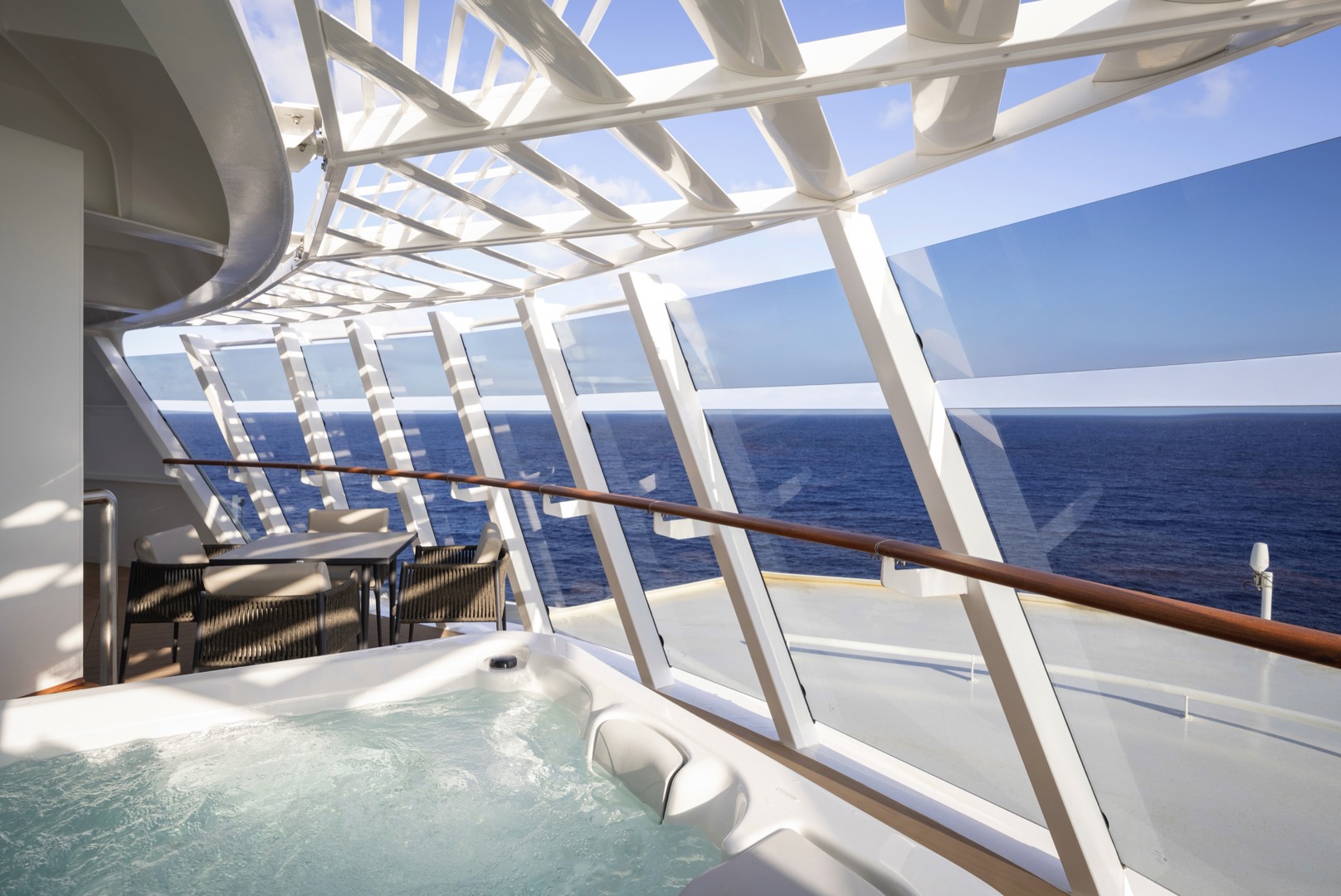 MSC Yacht Club Royal Suite With Whirlpool Bath