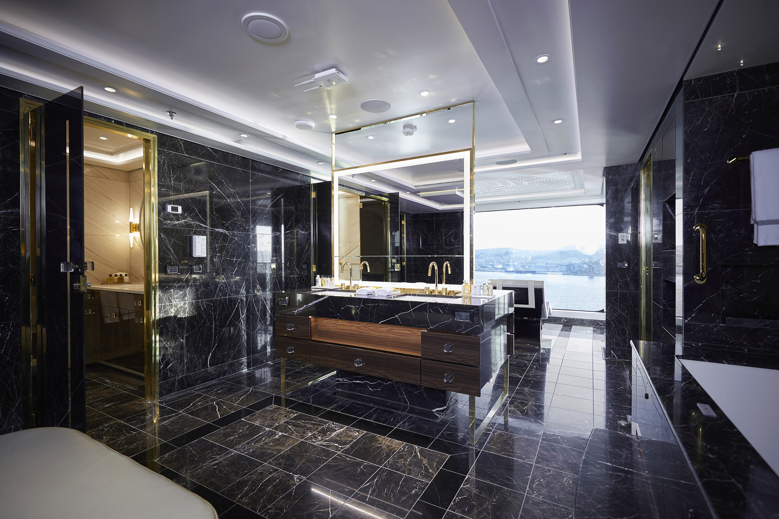 Regent Suite