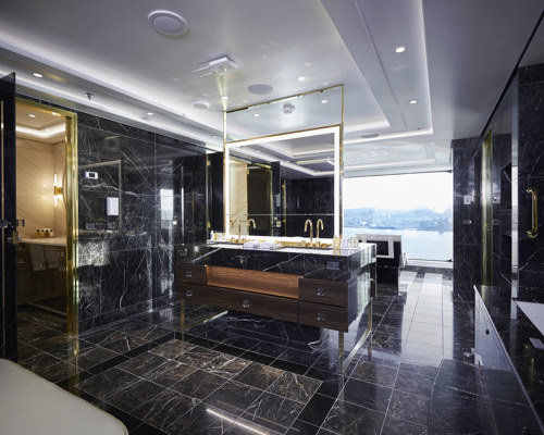 RSSC - Seven Seas Splendor - Accommodation - Regent Suite Bathroom.jpg