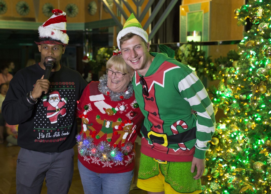 Carnival - Holidays Aboard 4.jpg