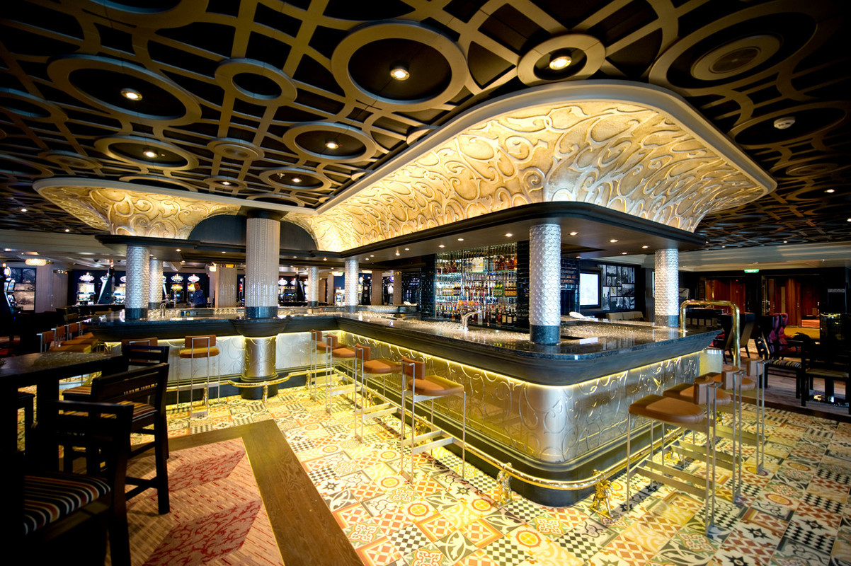 P&O Cruises Azura Brodies 1.jpg