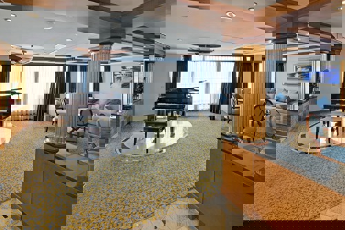 Royal Suite - 1 Bedroom