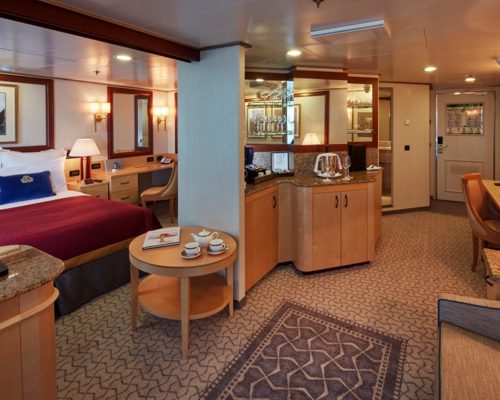 Cunard Queen Elizabeth Accommodation Penthouse Suite.jpg
