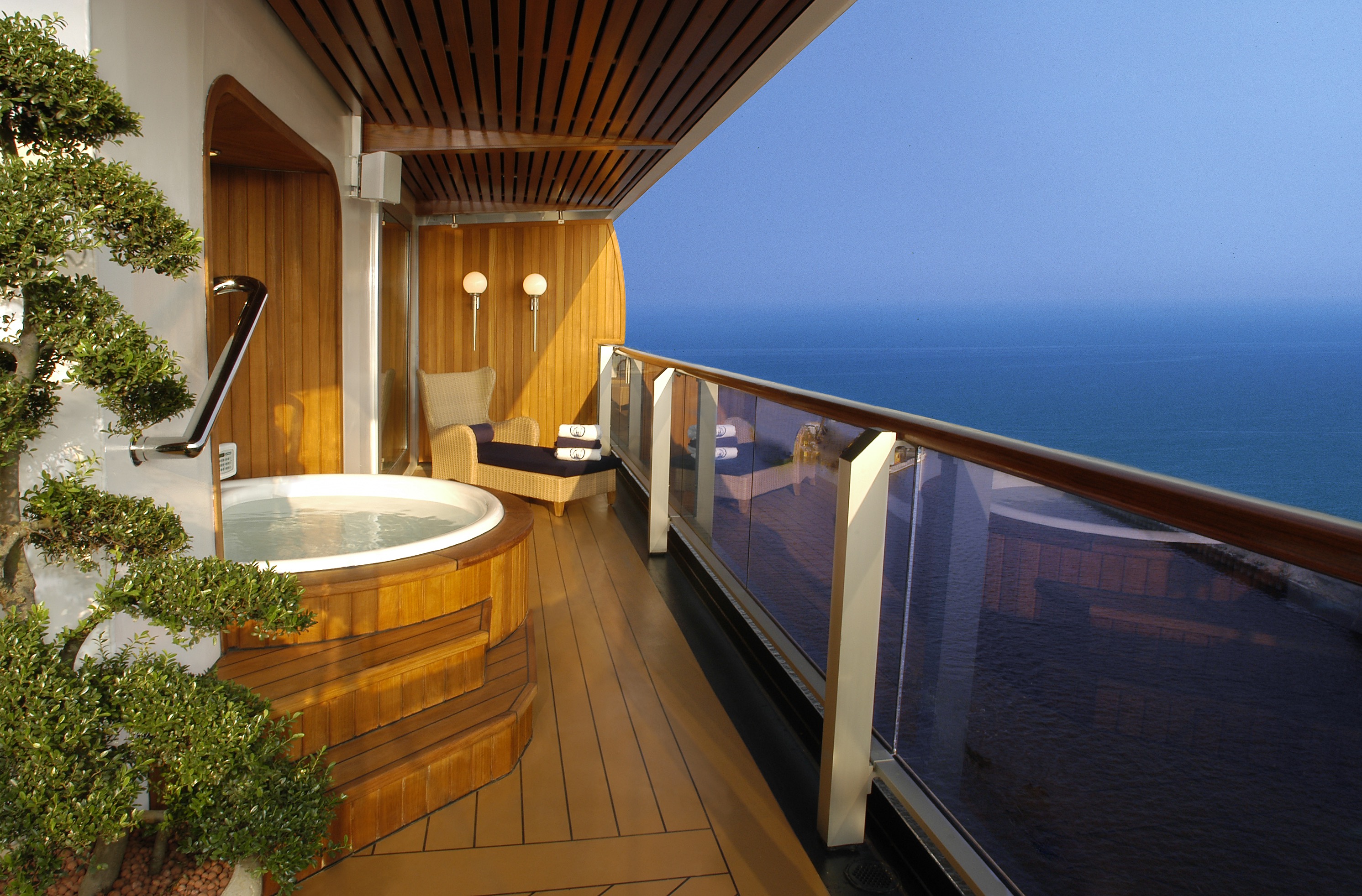 Pinnacle Suite