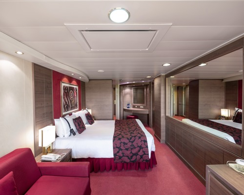 MSC Cruises MSC Magnifica Suite 1.jpg