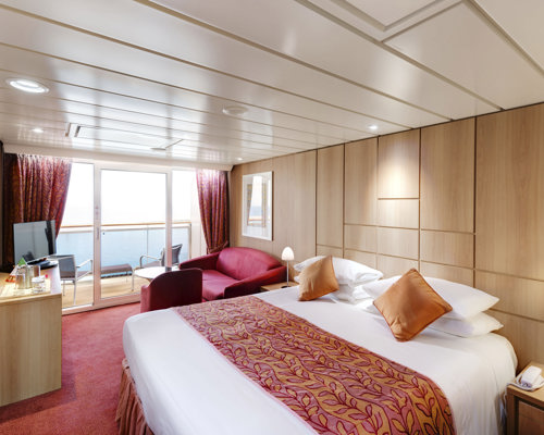 MSC Cruises MSC Sinfonia Suite 1.jpg